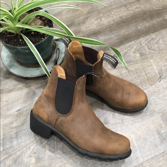 Blundstone Shoes - BLUNDSTONE 1673 Chelsea women’s size 9 Tan boots